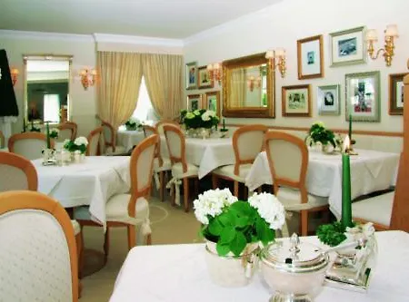 Hotel Daniels 3*