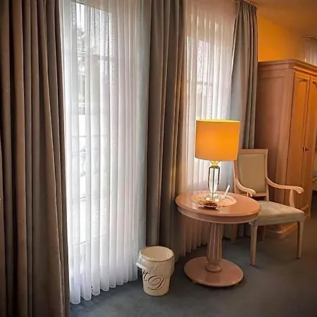 Hotel Daniels